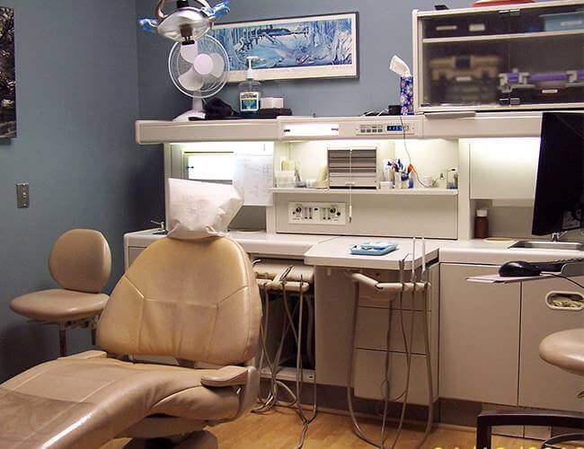 deJong & Plaisance Family Dentistry dental exam room